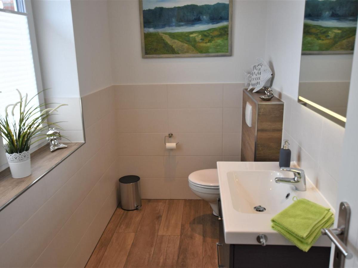 Cozy Holiday Home In Gross Schwansee With Sauna Екстер'єр фото