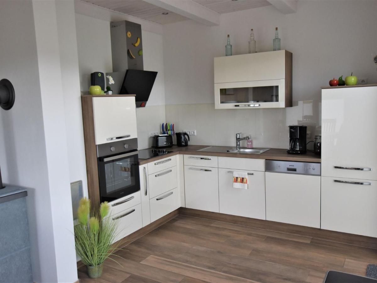 Cozy Holiday Home In Gross Schwansee With Sauna Екстер'єр фото