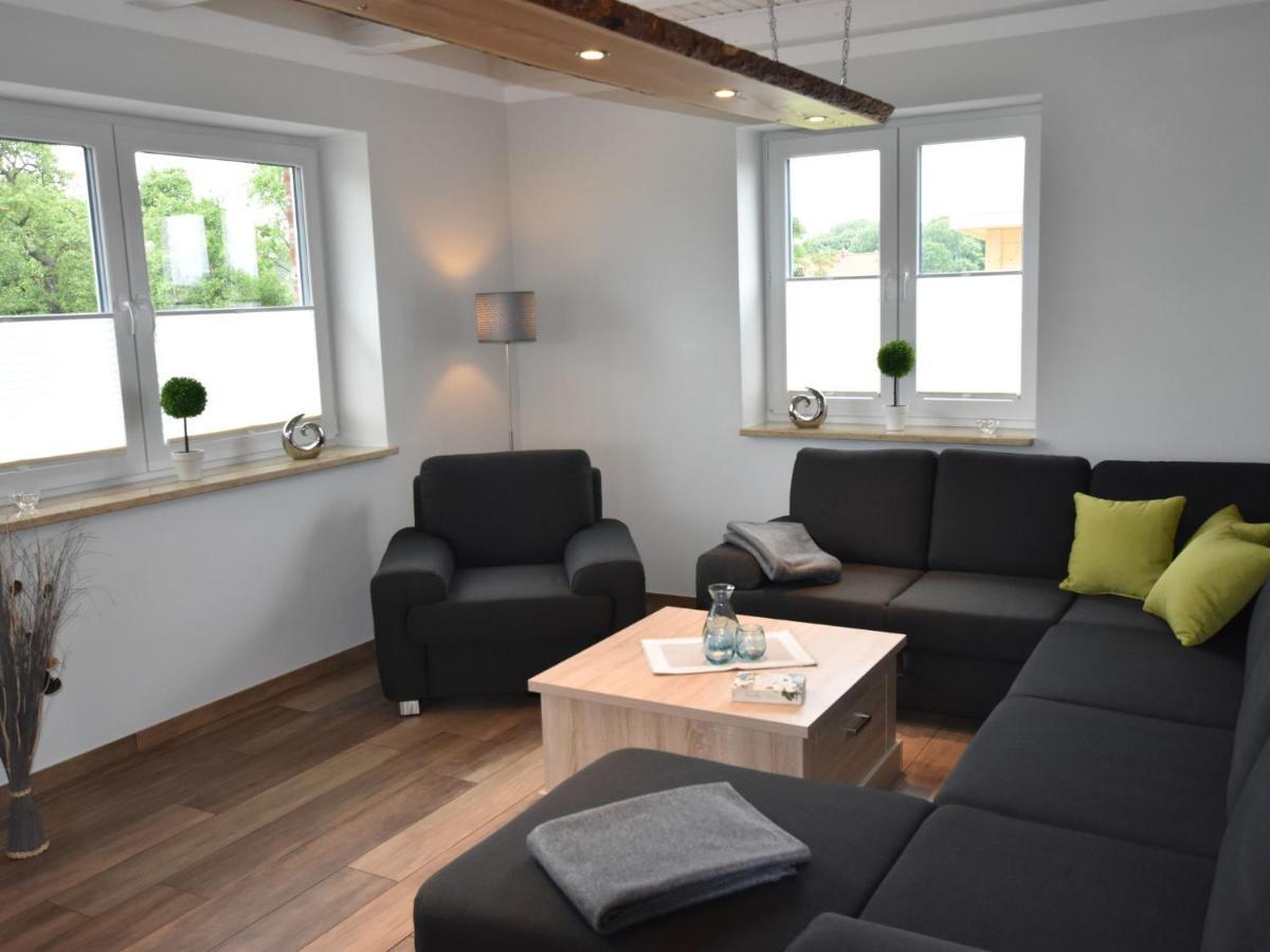 Cozy Holiday Home In Gross Schwansee With Sauna Екстер'єр фото