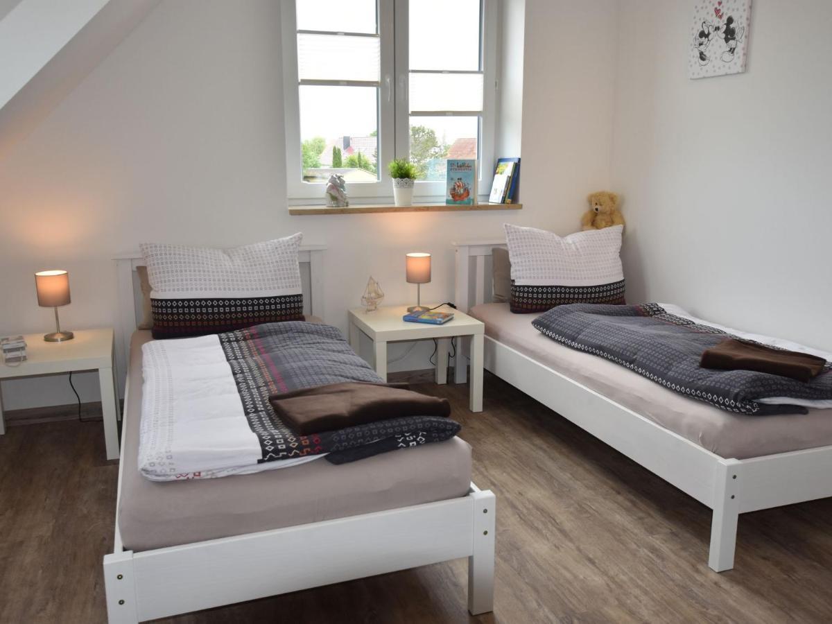 Cozy Holiday Home In Gross Schwansee With Sauna Екстер'єр фото